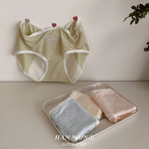ʜᴀɴɴɪᴜ☺︎︎ 歐膩內褲系列｜生理期必備單品、純棉愛心格紋、防漏生理內褲4色 0724005