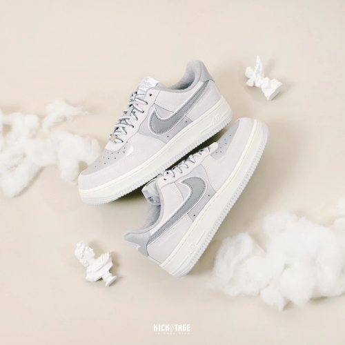 NIKE W AIR FORCE 1 銀絲綢 煙灰 霧灰 麂皮 拼接 銀色 休閒鞋 DQ5079-001