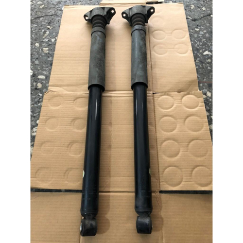 focus 避震器-後(正廠中古件)
